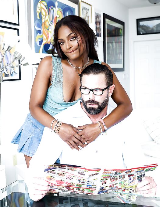 Black Hussy Rhae Woods Gets Eaten Out And Screwed By Her Bearded Lover