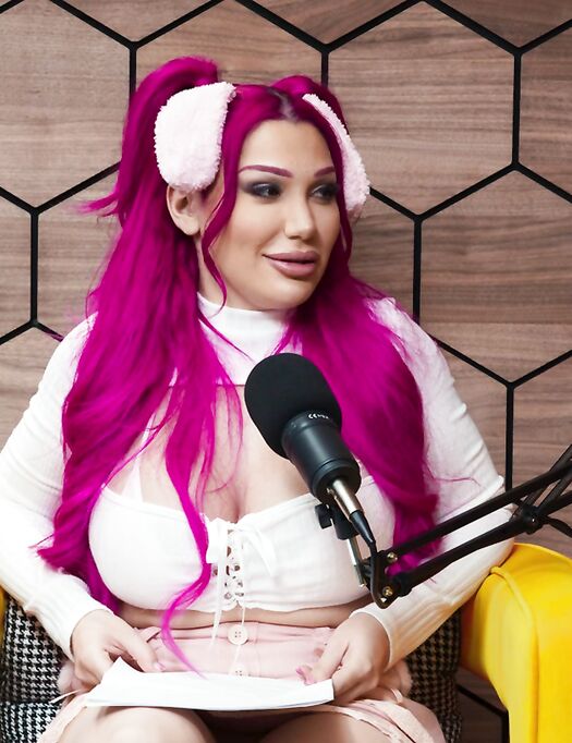 Pink-haired Bitch In Stockings Serves Two Giant Cocks At The Same Time photos (Lily Lou)