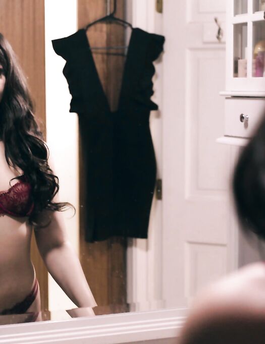 Whitney Wright Is Having Fun With Her Hubby And Their Sex Doll