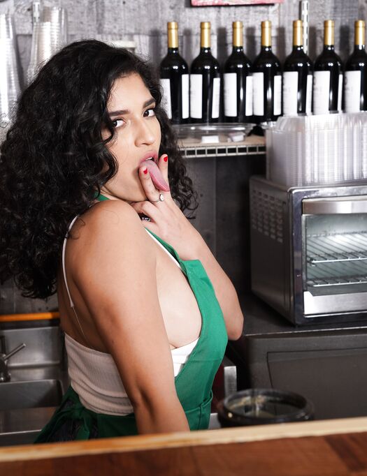 Exotic Slut Gabriela Lopez Gets Fucked In Coffee Shop