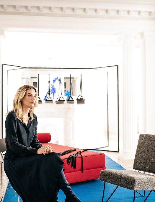 Hardcore Lesbian XXX Scene With Nina Hartley And Mona Wales