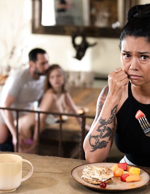 Crazy Fetish FFM Threesome With Dana Vespoli And Coco Lovelock