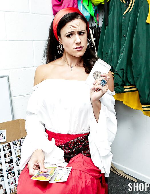 Bosomed Klepto MILF Penny Barber Gets Fucked Good And Proper